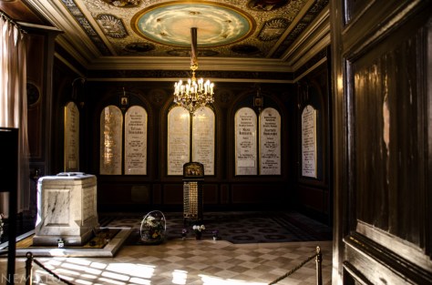 Panteón del zar Nicolás II, su familia y sus fieles criados.